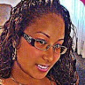 Meet your Posher, Desirel